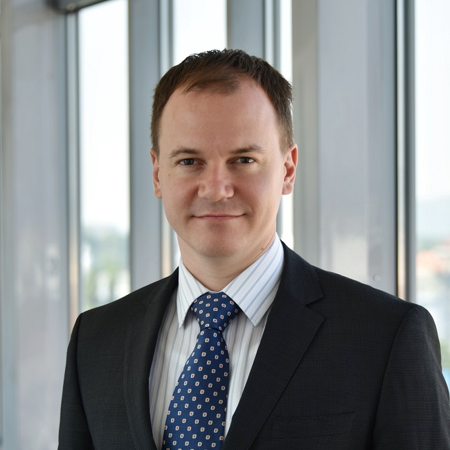 Juraj Dlhopolček člen predstavenstva a viceprezident rezortu obchodu Allianz - SP